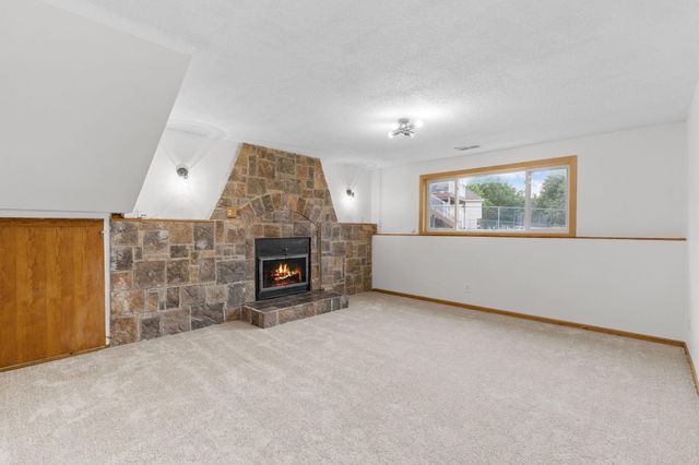 15720 Cicerone Path, Rosemount, MN 55068