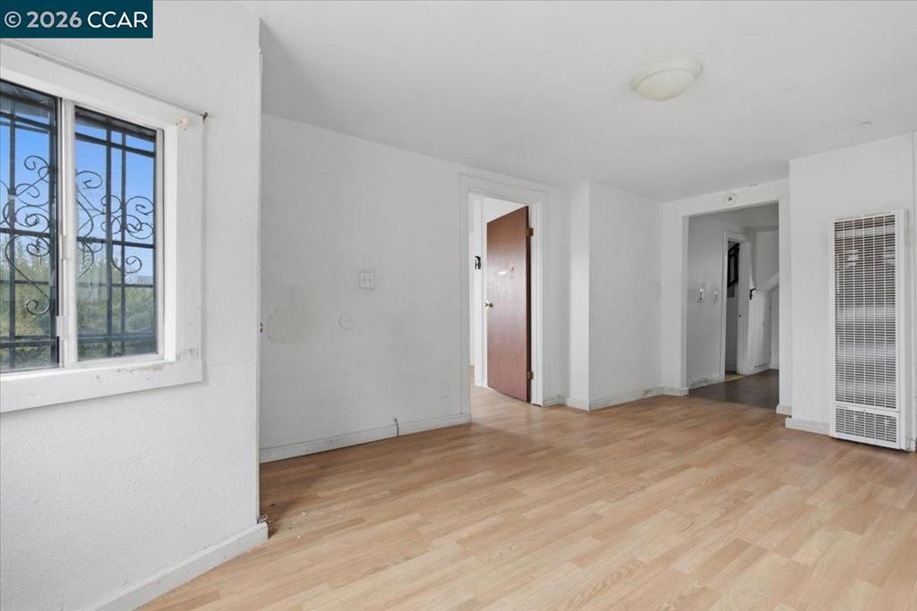 Image 6 of property listing at 1605 57Th Ave, Oakland, CA 94621
