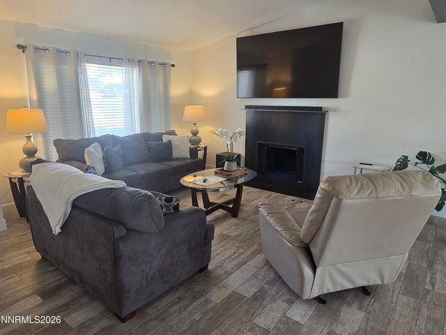 997 Spanish Springs Road, Sparks, NV 89434