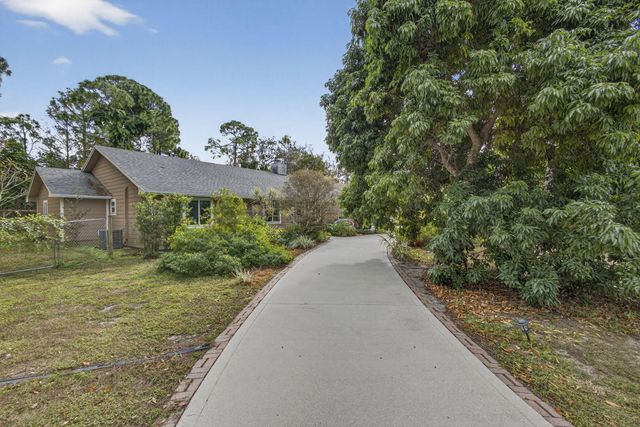 3470 Custer Avenue, Lake Worth, FL 33467