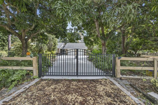 3470 Custer Avenue, Lake Worth, FL 33467