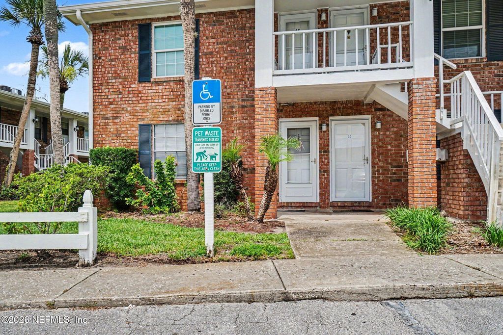 22 COMARES Avenue 1C, St. Augustine, FL 32080
