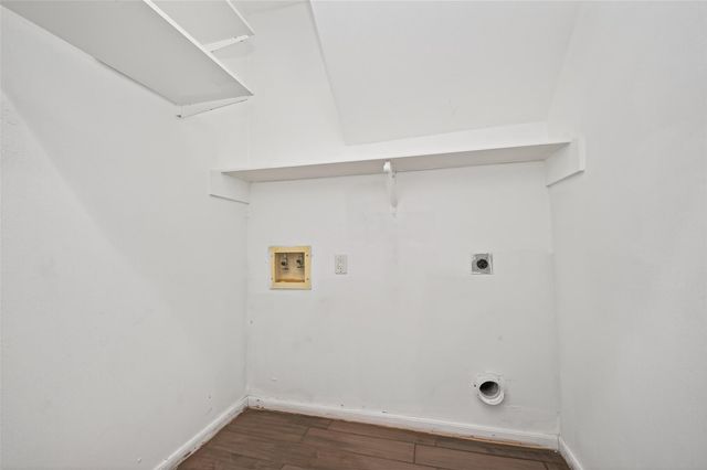 2664 Bering Drive 2664, Houston, TX 77057