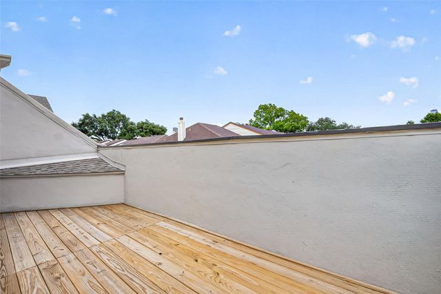 2664 Bering Drive 2664, Houston, TX 77057