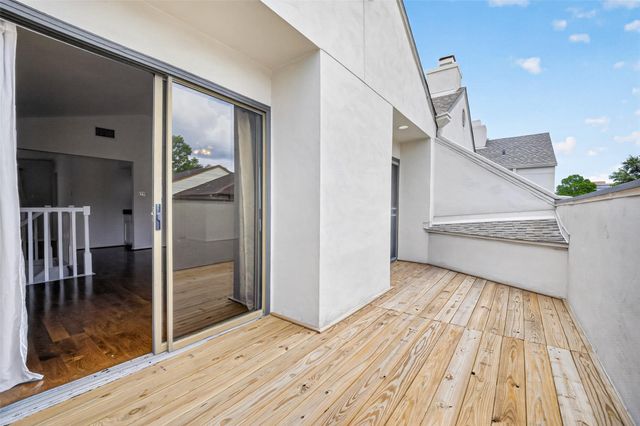 2664 Bering Drive 2664, Houston, TX 77057