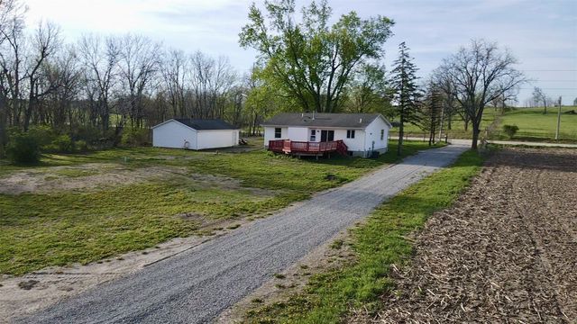 6100 Rogers Road NW, Cedar Rapids, IA 52405
