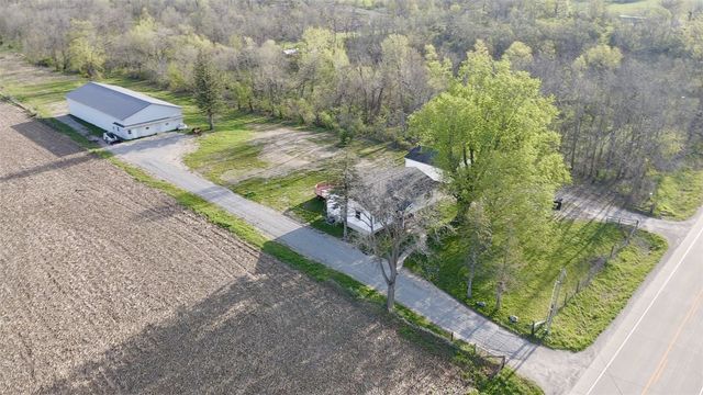 6100 Rogers Road NW, Cedar Rapids, IA 52405