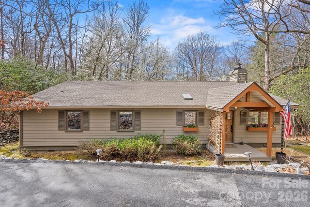 75 Wodigeasgohi Drive, Brevard, NC 28712