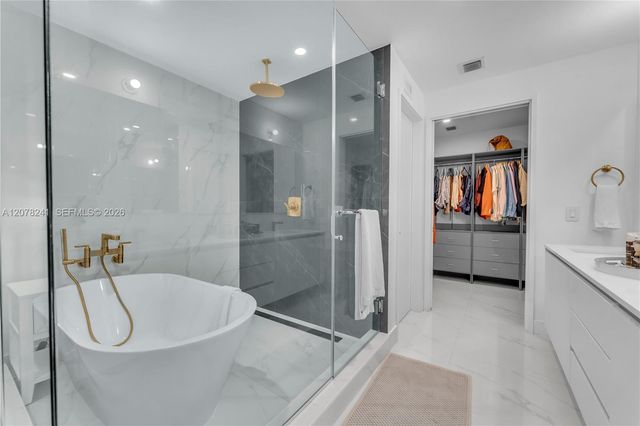 700 NE 24th Street 1405, Miami, FL 33137