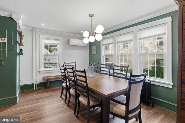 6822 LAWNTON ST, Philadelphia, PA 19128
