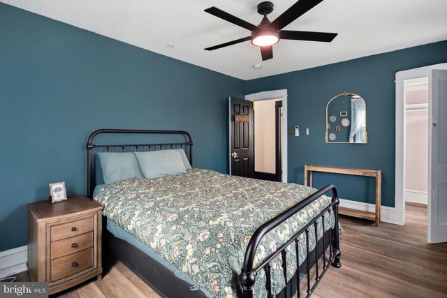 6822 LAWNTON ST, Philadelphia, PA 19128