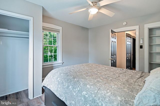 6822 LAWNTON ST, Philadelphia, PA 19128