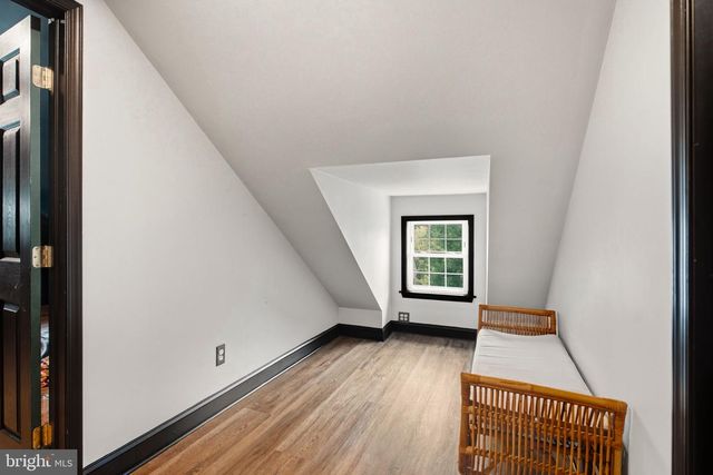 6822 LAWNTON ST, Philadelphia, PA 19128