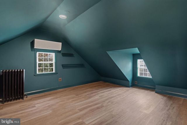 6822 LAWNTON ST, Philadelphia, PA 19128