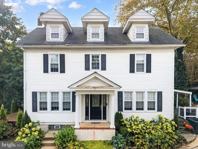 6822 LAWNTON ST, Philadelphia, PA 19128