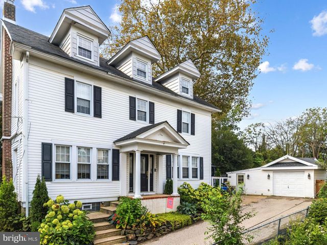 6822 LAWNTON ST, Philadelphia, PA 19128