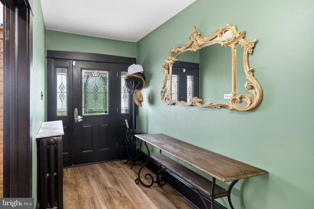 6822 LAWNTON ST, Philadelphia, PA 19128