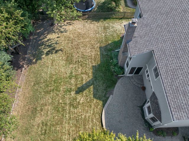 6402 Barn Swallow Court, Gurnee, IL 60031
