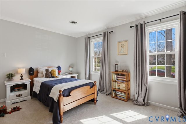 2210 Corner Rock Rd, Midlothian, VA 23113