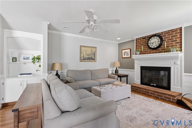 2210 Corner Rock Rd, Midlothian, VA 23113