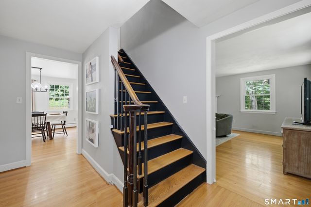 47 Westledge Road, Simsbury, CT 06092