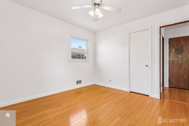 124 Sonora Avenue, Iselin, NJ 08830