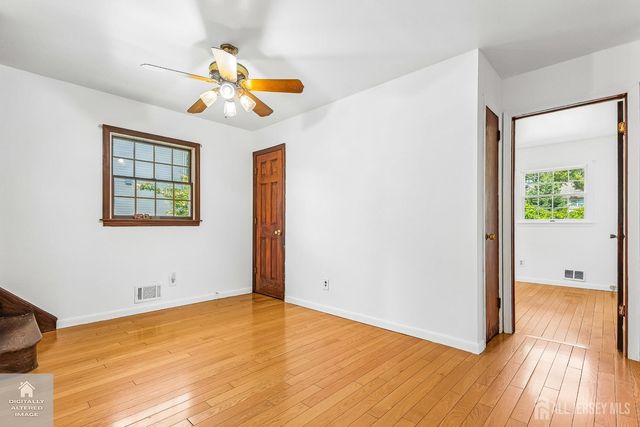 124 Sonora Avenue, Iselin, NJ 08830