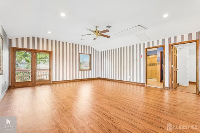 124 Sonora Avenue, Iselin, NJ 08830
