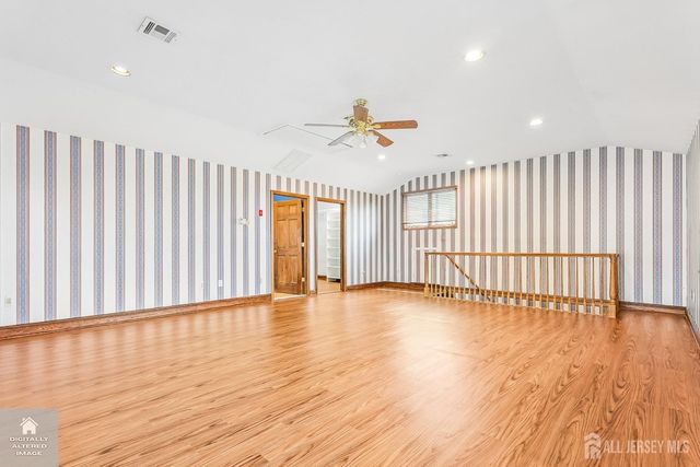 124 Sonora Avenue, Iselin, NJ 08830