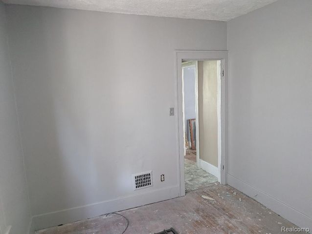 17918 Fleming Street, Detroit, MI 48212