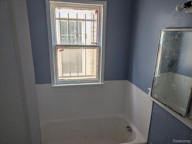 17918 Fleming Street, Detroit, MI 48212
