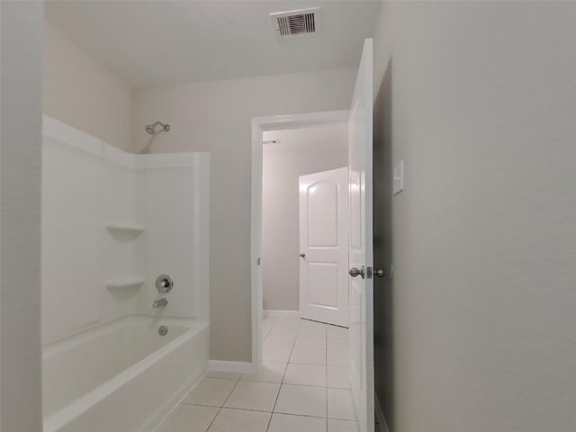 916 American Monarch Drive, La Marque, TX 77568