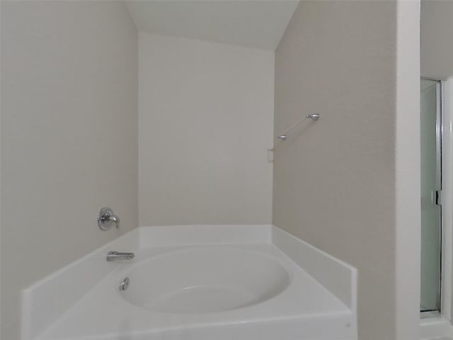 916 American Monarch Drive, La Marque, TX 77568