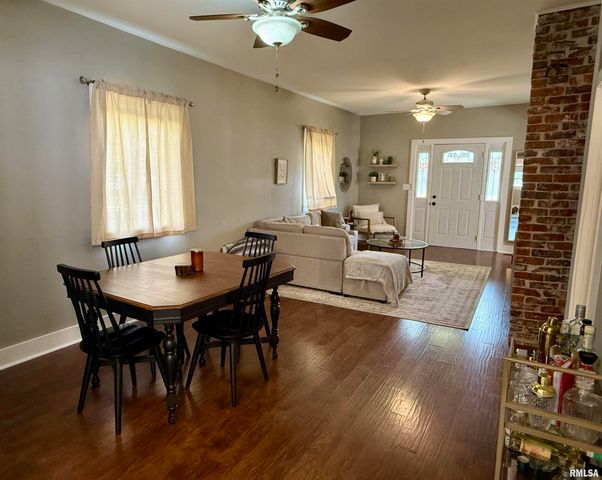 443 FIFER Street, Galesburg, IL 61401