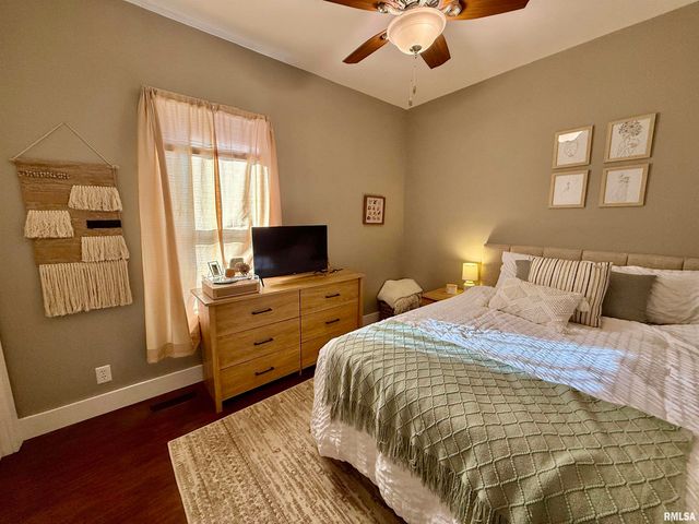 443 FIFER Street, Galesburg, IL 61401