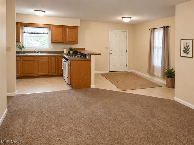 585-583 E Buchtel Avenue, Akron, OH 44304