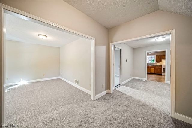 585-583 E Buchtel Avenue, Akron, OH 44304