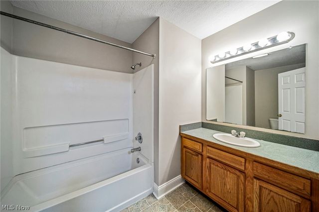 585-583 E Buchtel Avenue, Akron, OH 44304