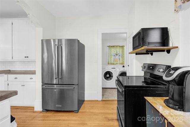 821 Wood Street, Statesville, NC 28677