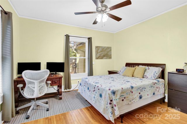 821 Wood Street, Statesville, NC 28677