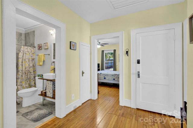 821 Wood Street, Statesville, NC 28677