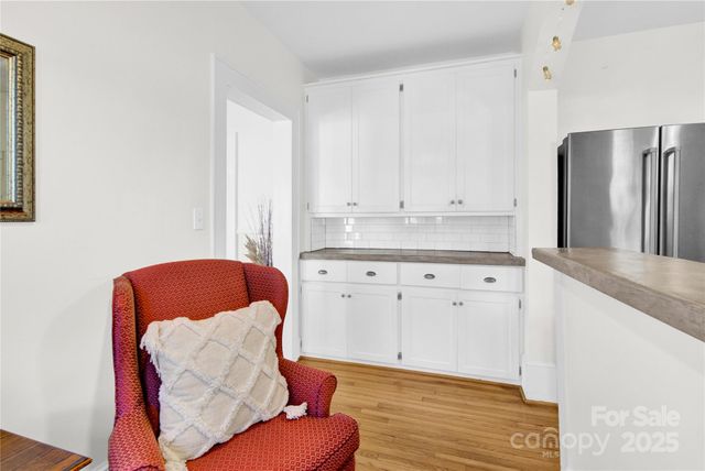 821 Wood Street, Statesville, NC 28677