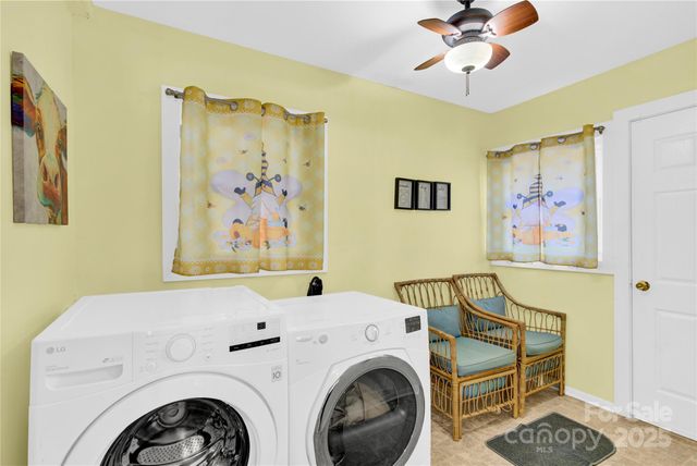 821 Wood Street, Statesville, NC 28677