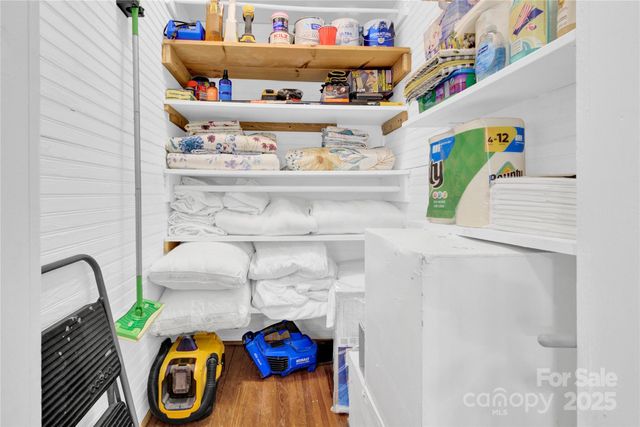 821 Wood Street, Statesville, NC 28677