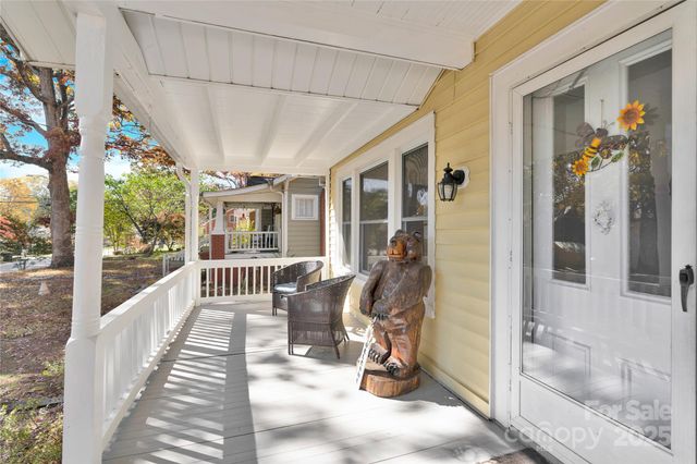 821 Wood Street, Statesville, NC 28677