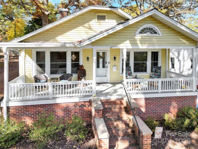 821 Wood Street, Statesville, NC 28677