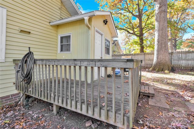 821 Wood Street, Statesville, NC 28677