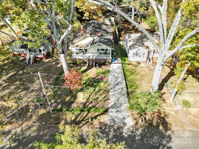 821 Wood Street, Statesville, NC 28677