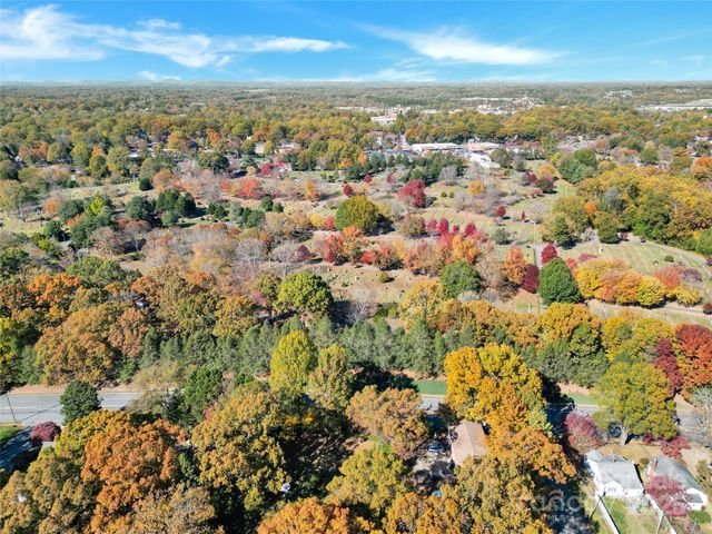 821 Wood Street, Statesville, NC 28677