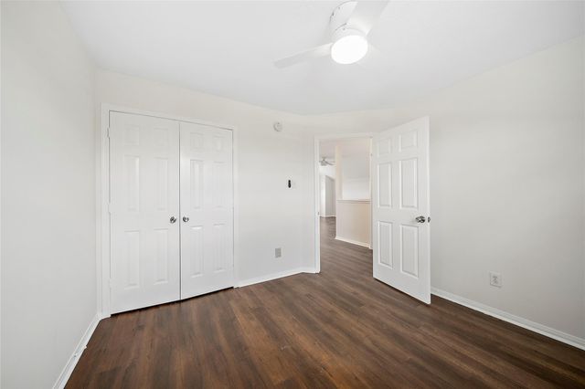 3122 Glen Cullen Lane, Pearland, TX 77584